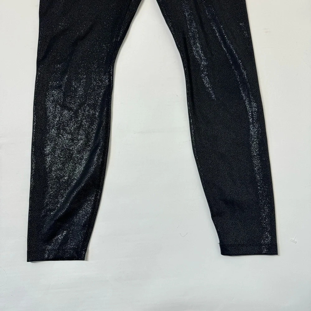 Nike Dri Fit Shimmer Black Leggings Size Medium - Picture 2 of 10